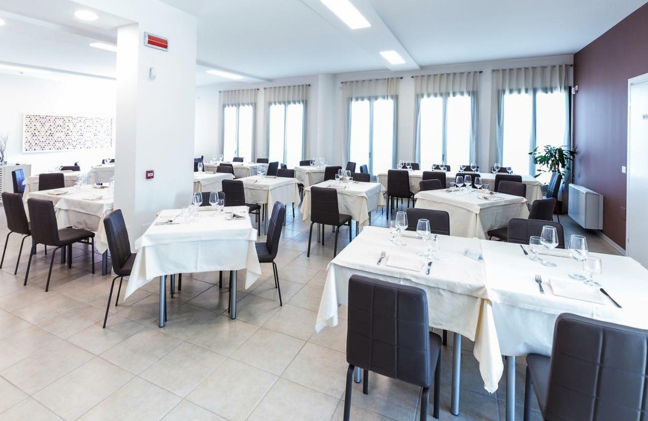 Mansio Residence & Hotel Elmas Buitenkant foto